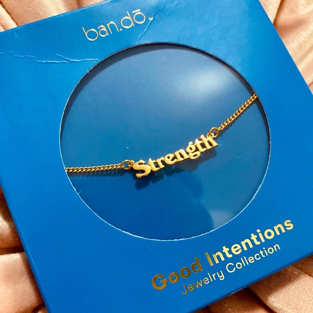 ✨ban.do Strength Necklace✨ - Picture 4 of 4